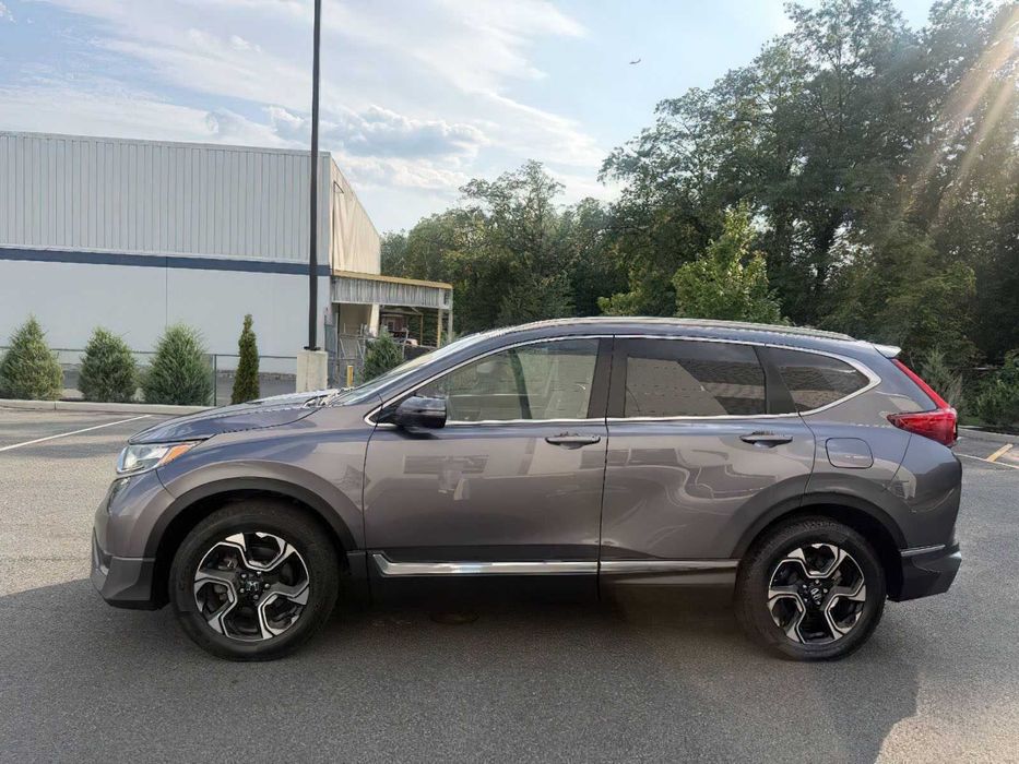 Honda CR-V Touring      2018