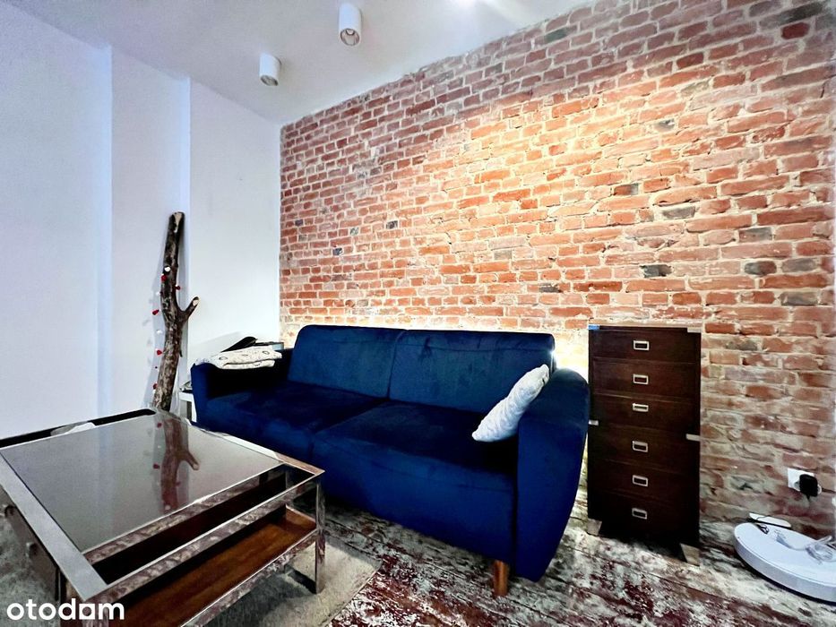 * 2 pokoje / po remoncie / Manhattan *