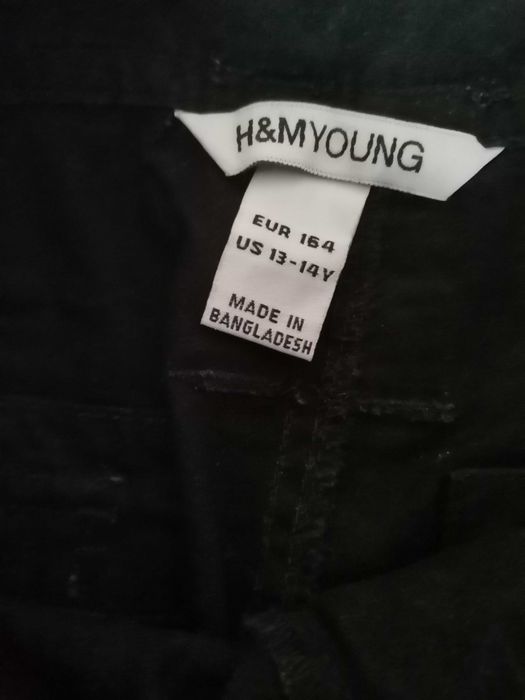 Czarne spodnie H&M Young rozmiar 164