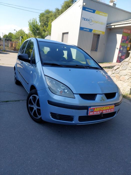Mitsubishi Colt 2005 рік