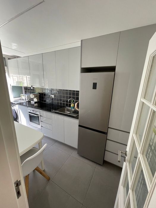 Alugo quarto de casal