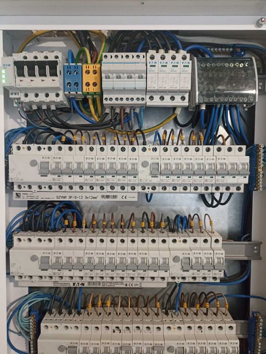 Usługi elektryczne