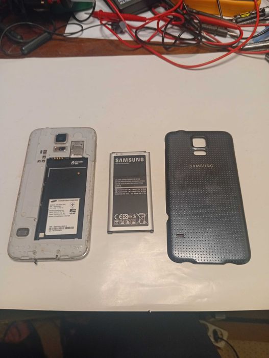 Продам смартфон Samsung Galaxy S5 SM-G900H не рабочий.