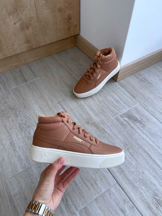 Puma Vikky Staked Mid WTR