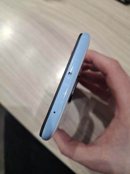 Продам Redmi Note 9