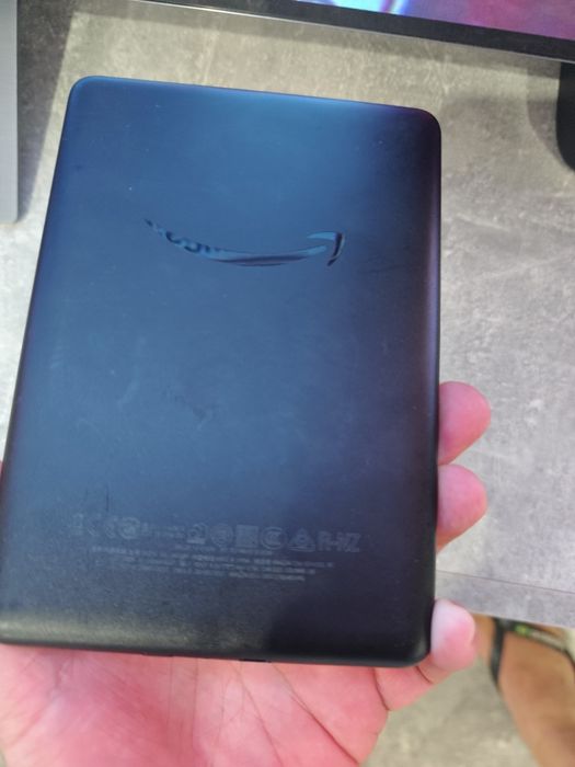 Amazon Kindle 10th Generation 8GB513783899609507841
