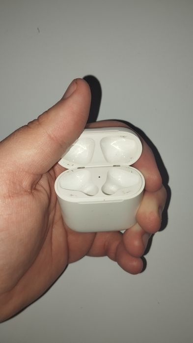 Бокс від Airpods 2