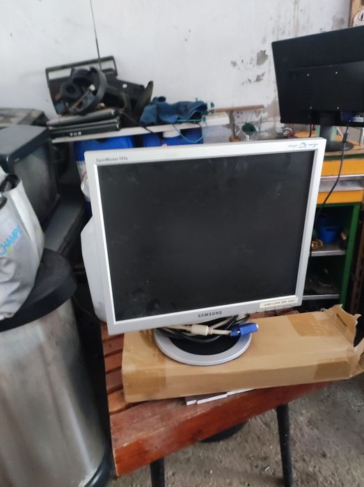 Monitor Samsung usado