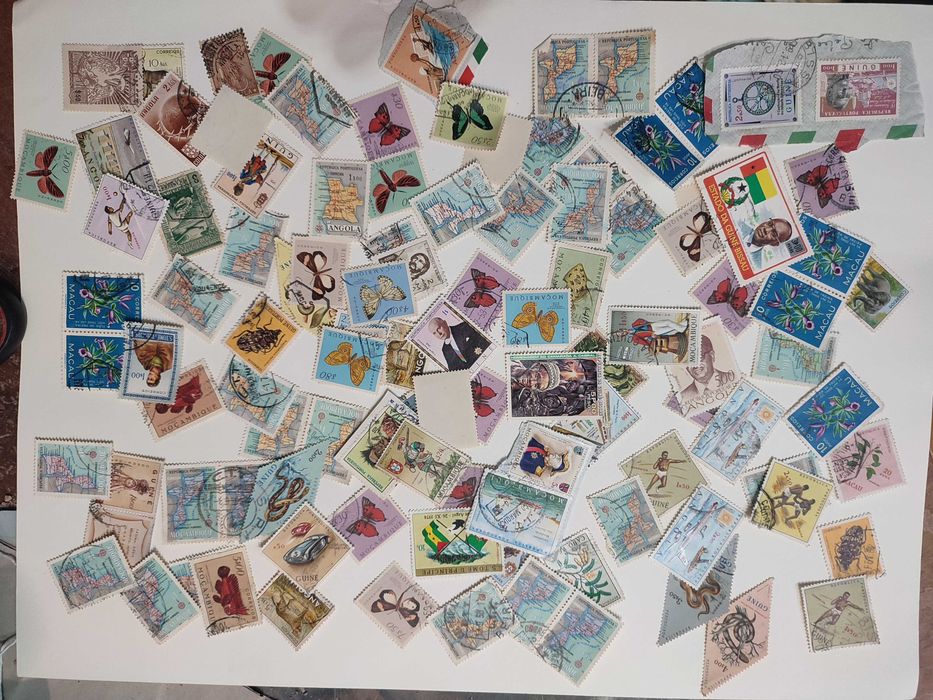 Lote 800 Selos das Ex-Colónias