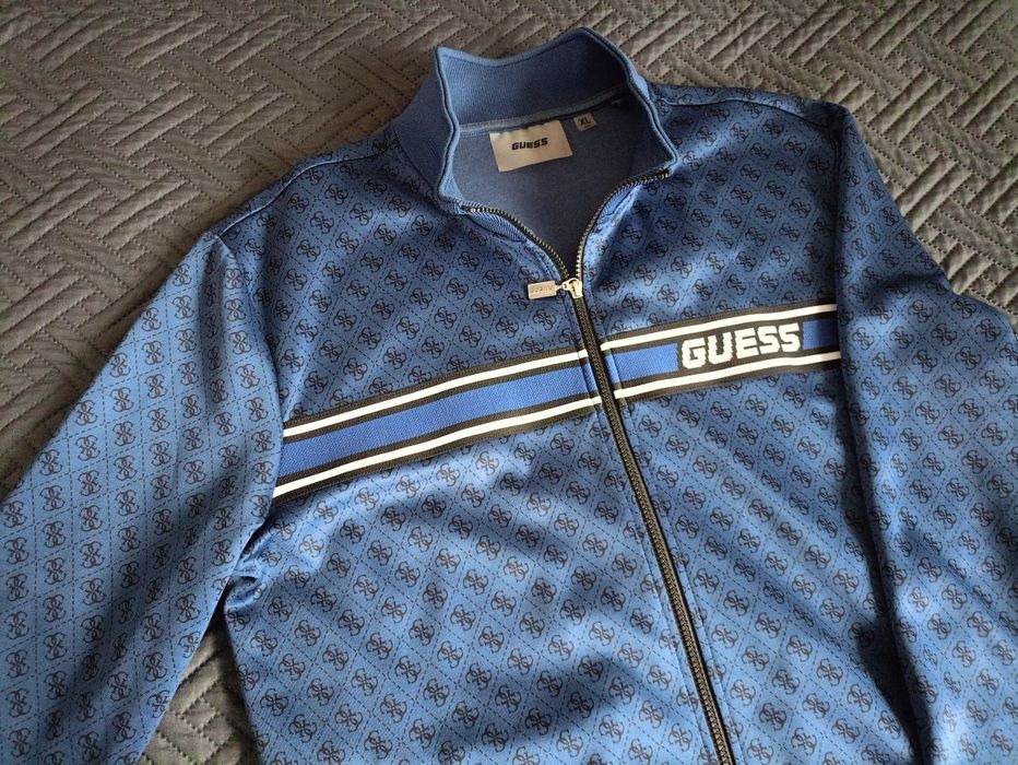 Rozpinana bluza GUESS