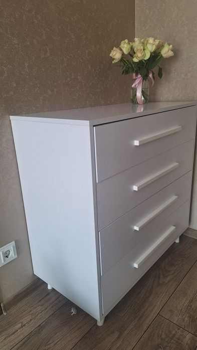 Комод з пеленатором