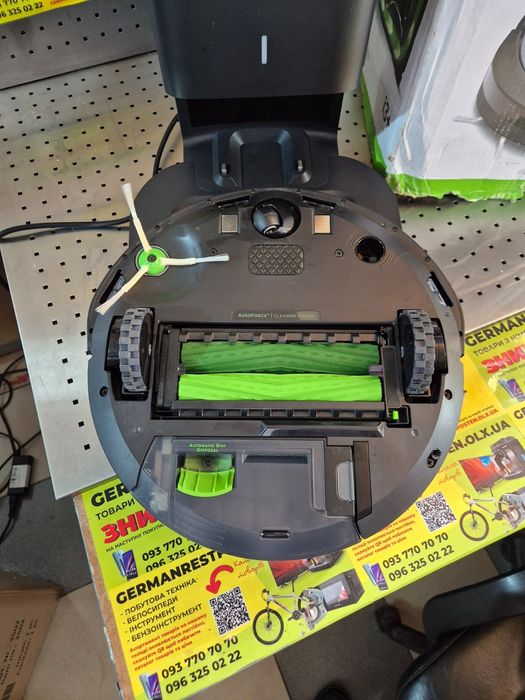 Робот-пилосос iRobot Roomba i3+