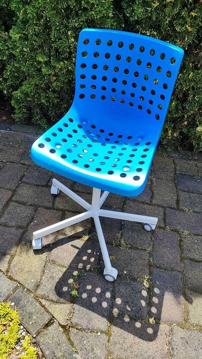 fotel młodzieżowy na kółkach IKEA idealny stan