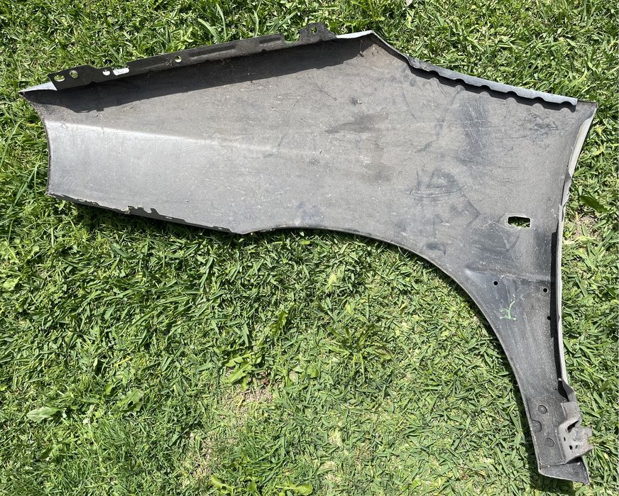 Guarda-lamas direito Fiat Scudo, Citroen Jumpy, Peugeot Expert 96 a 06