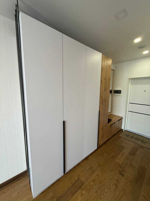 Квартира в сучасному ЖК біля метро Академмістечко