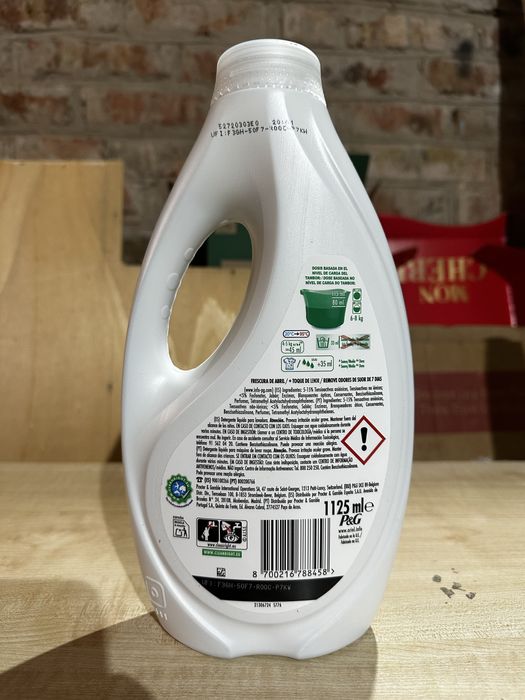 Ariel гель 44 ст. і Ariel Lenor+ 25 ст. Нідерланди (порошок)