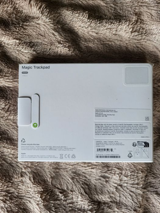 Apple Magic Trackpad (USB-C) z powierzchnią Multi-Touch - biały