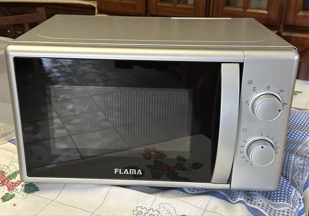 Microondas Flama