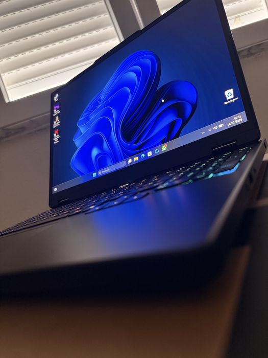 Lenovo Legion Gen 10 OLED 5070