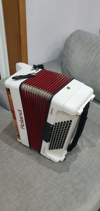 Acordeão Roland FR1 como novo