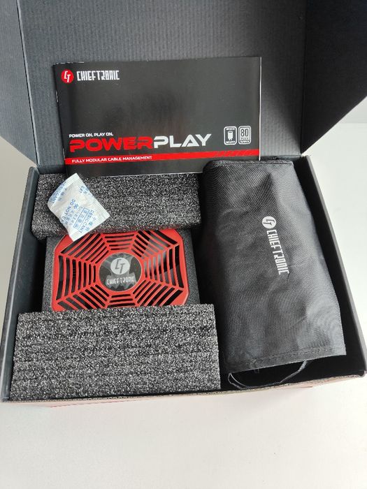 Chieftronic PowerPlay 1050W Platinum