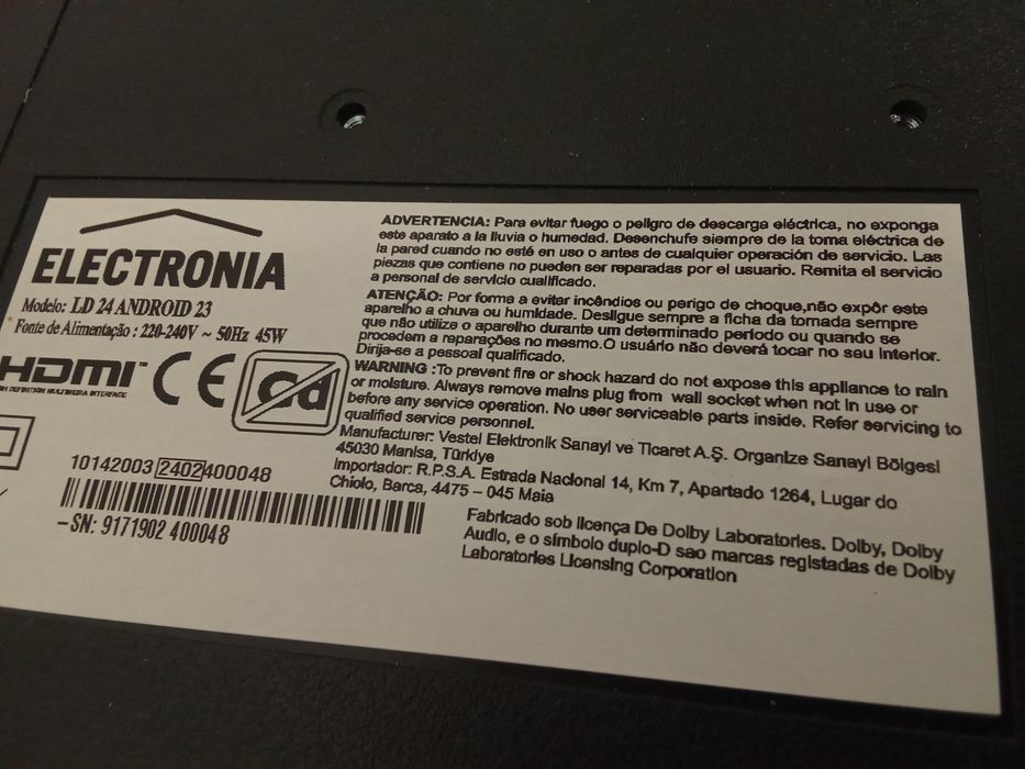 TV electronia 24 polegadas só com suporte de parede
