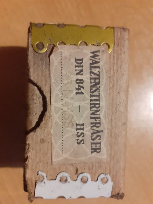 Frez walcowy DIN 841 35x35