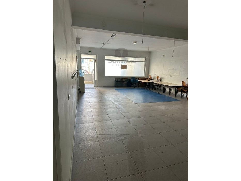 Loja com possibilidade de Arrendamento na Amadora