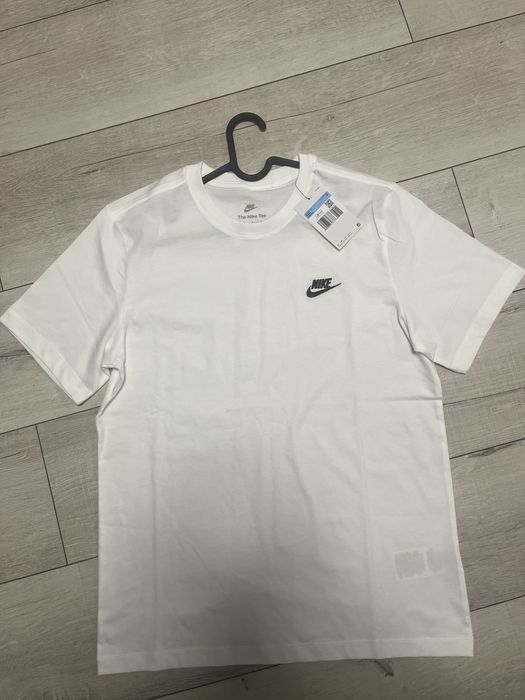 Koszulka biala nike basic
