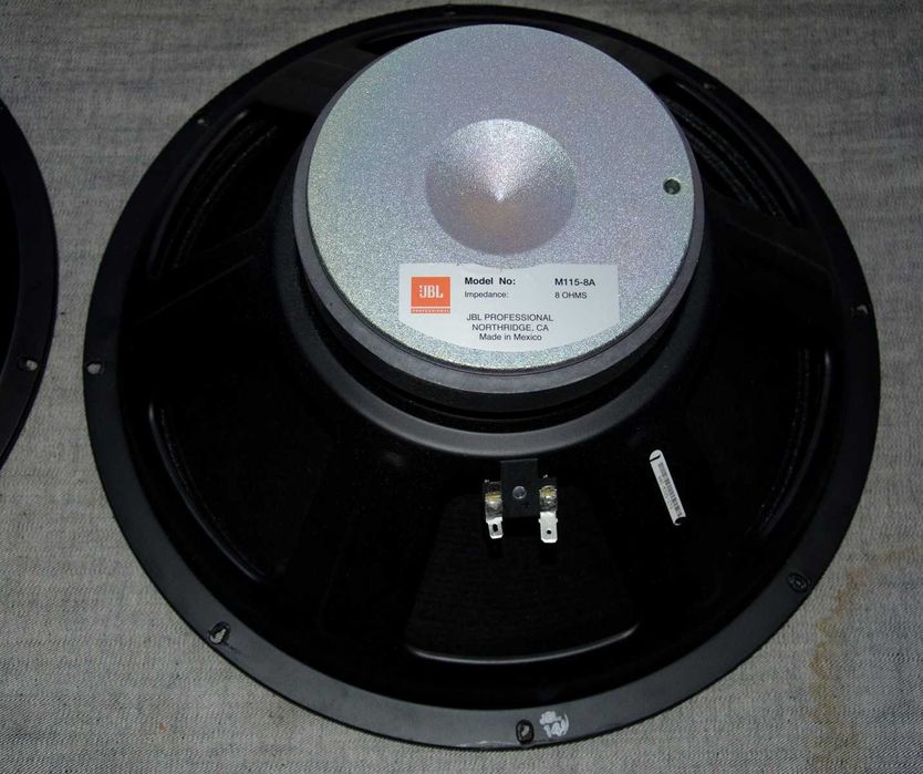 Динаміки мід бас 15" JBL M115-8A пара стан нових