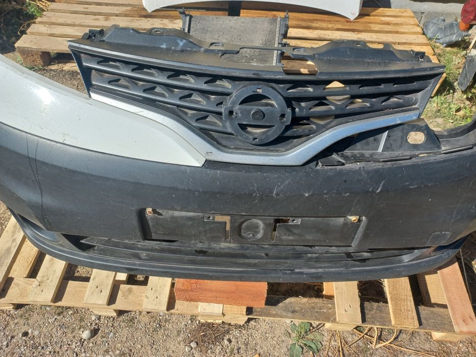 Maska przód przednia zderzak wentylator nissan nv200