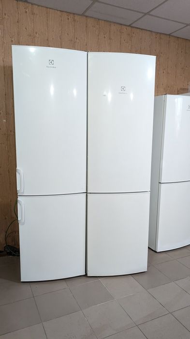 Холодильник Electrolux