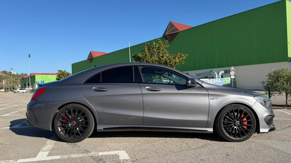 Mercedes-Benz CLA 45 AMG 4-Matic