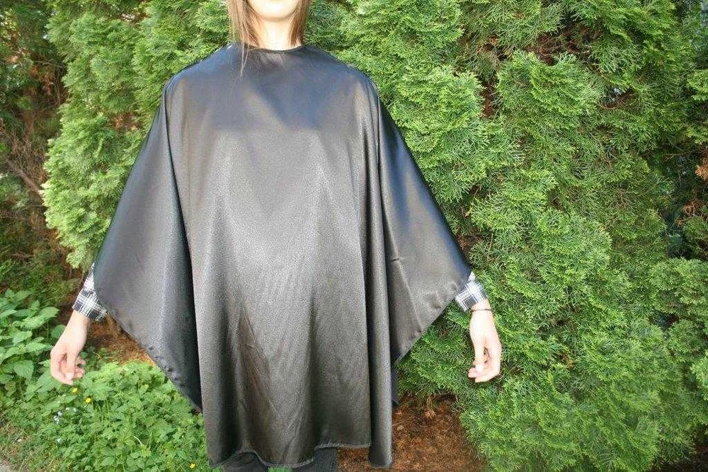 peleryna fryzjerska ATŁAS Duża i długa czarna poliester śliska