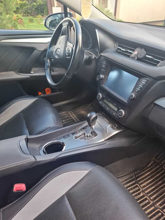 Toyota Avensis Kombi 2.0 B+G