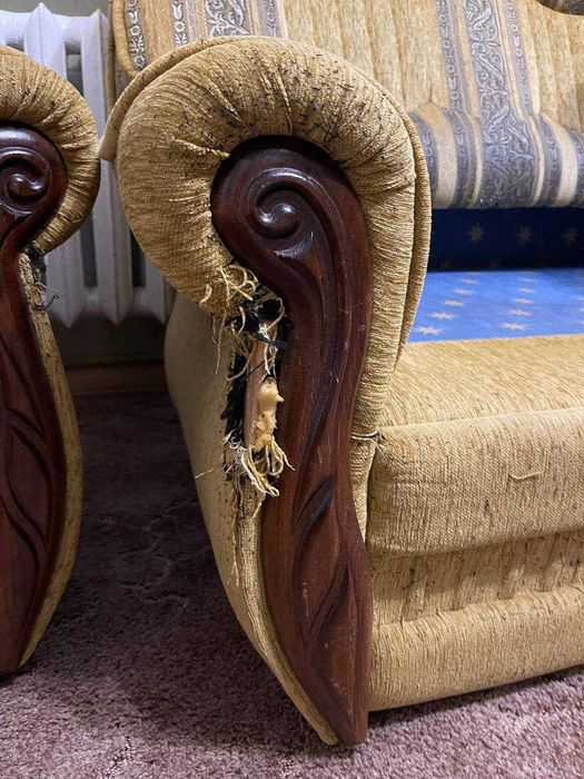 Диван розкладний з кріслами. Самовивіз