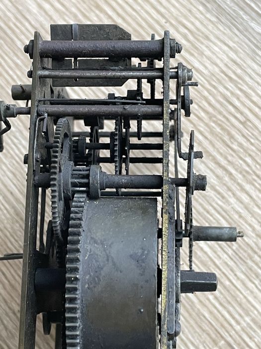 Механізм настінного годинника Kienzle