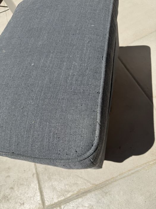 Poltrona IKEA STRANDMON + repousa-pés