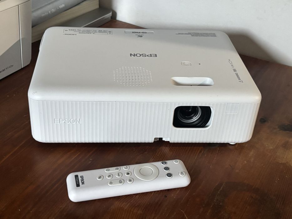 [Rezerwacja]Projektor EPSON CO-FH01 Biały