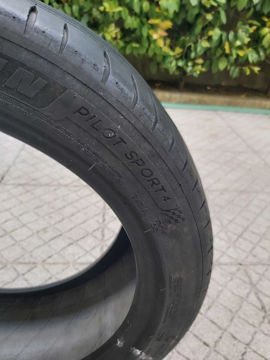 Pneu Michelim Pilot Sport 4 225/45/R17