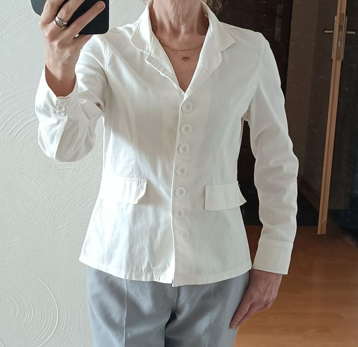 Biały żakiet, marynarka damska rozmiar 36/38 marki Emotion made in Ita