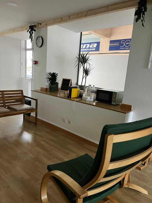 Arrendamento de escritório na Rua Heitor Bernardo Botado