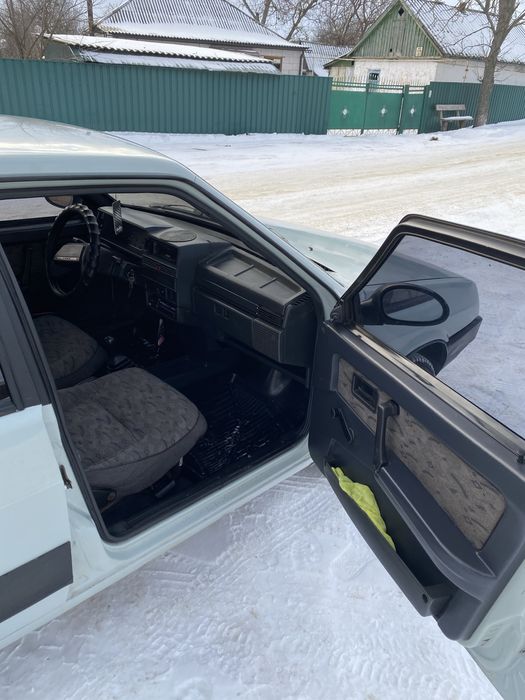 Продам гарну 99.