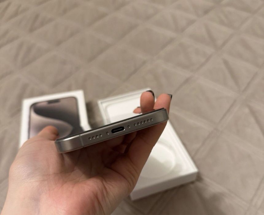 Айфон 15pro max titanium 256mg,Iphone Срочно