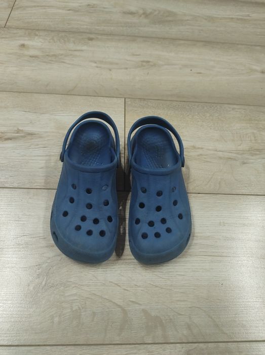 Klapki basenowe typu croksy rozm. 30