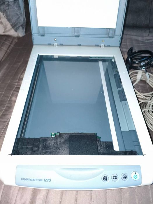 Продам сканер Epson Perfection 1270