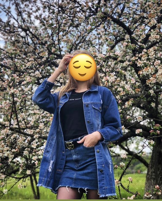 Джинсова куртка подовжена, джинсовка