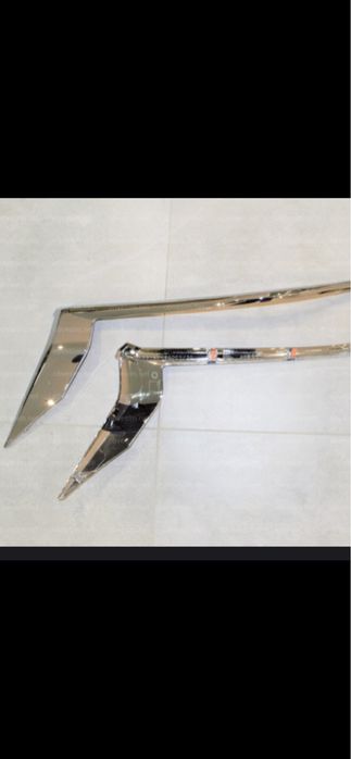 Тойота Ленд Крузер Прадо 150 (18-23) ресницы на фары