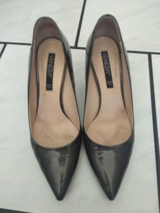 Buty  damskie szpilki roz.38