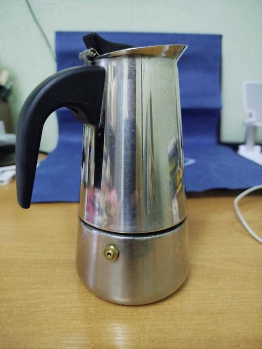 Кофеварка гейзерная
